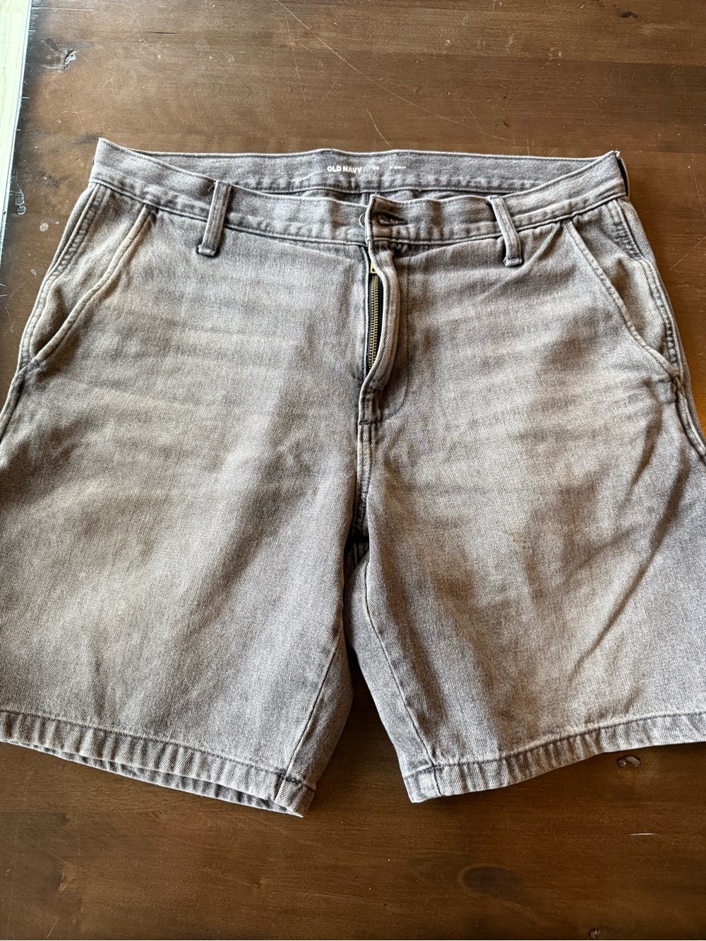 Old Navy Men's Cargo-Style Shorts in Faded Taupe